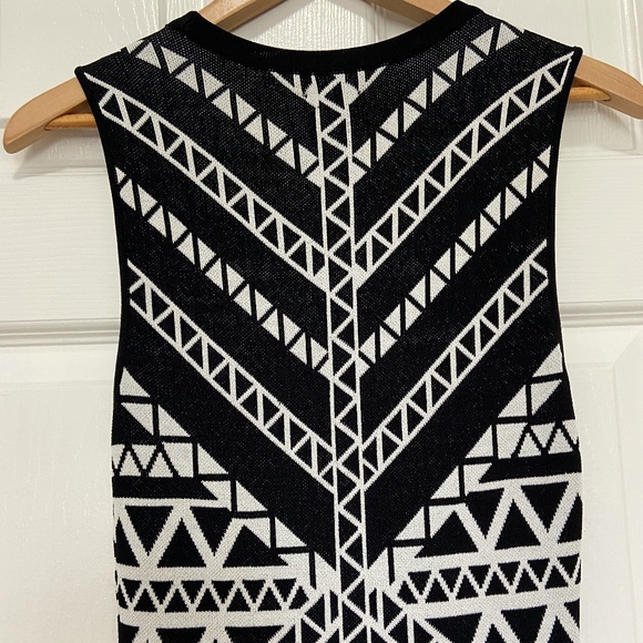 Vince Camuto Dress - Picture 8 of 8